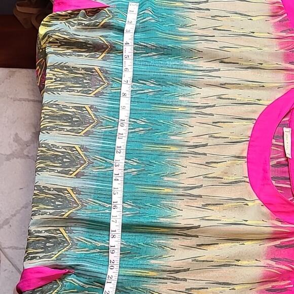 Pixi + Ivy sheer kaftan style blouse - Picture 5 of 5